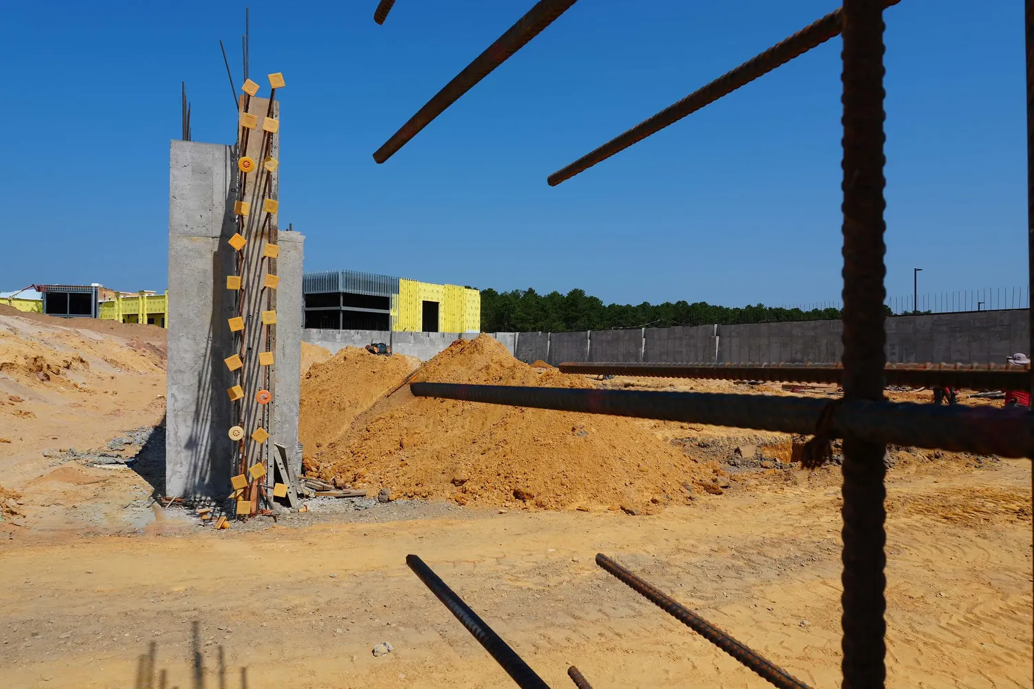 Structural concrete column with rebar on a commercial site